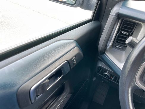Used 2024 Ford Bronco Outer Banks AWD/4WD image 23