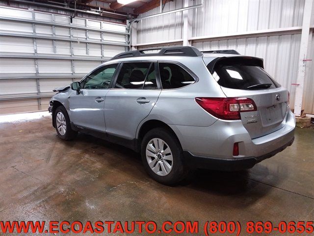 Used 2015 Subaru Outback 2.5i Premium AWD/4WD image 2