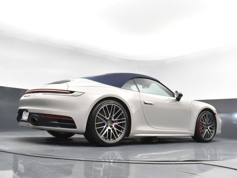Used 2023 Porsche 911 Carrera S RWD image 36