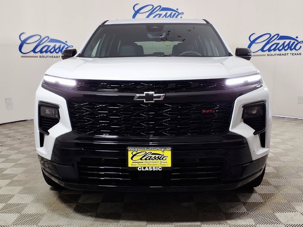 New 2027 Chevrolet Traverse RS FWD image 3