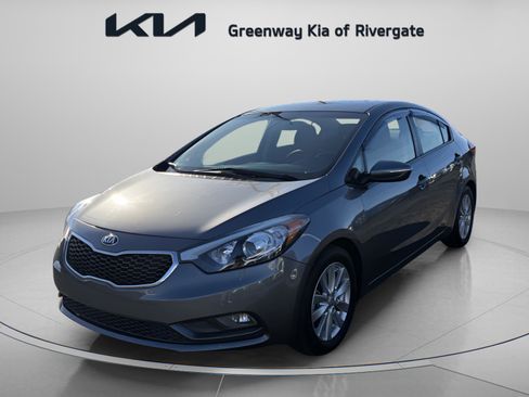 Used 2016 Kia Forte LX w/ LX Popular Plus Package image 3