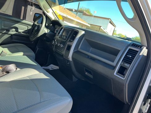 Used 2018 RAM 1500 Express w/ Express Value Package image 33