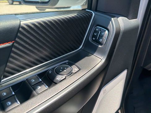 Used 2025 Ford F150 Raptor AWD/4WD image 14