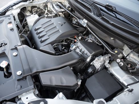 Used 2024 Mitsubishi Eclipse Cross SEL image 42