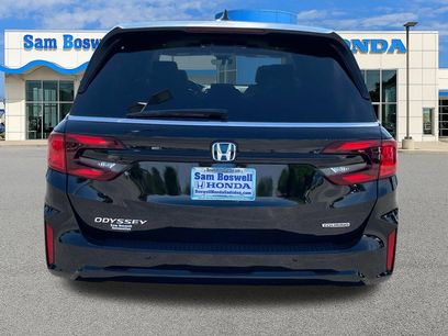 New 2025 Honda Odyssey Touring