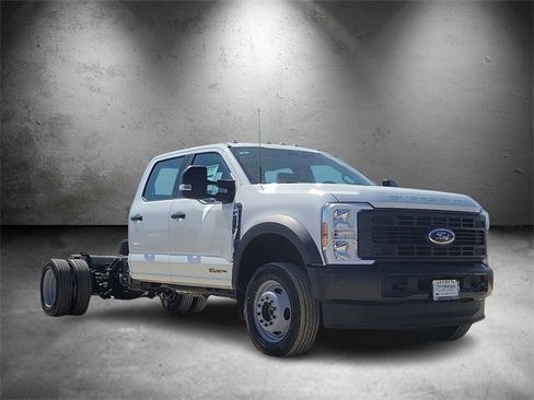 New 2025 Ford F450 XL image 2