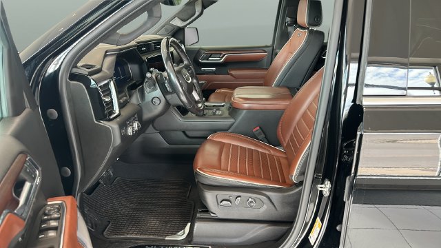 Used 2023 GMC Sierra 1500 Denali Ultimate AWD/4WD image 8