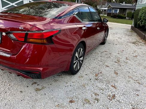 Used 2021 Nissan Altima 2.5 SL image 4
