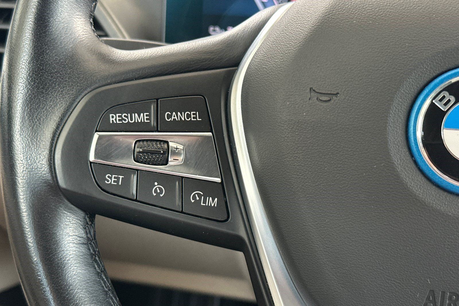 Used 2024 BMW i4 eDrive35 w/ Premium Package RWD image 30