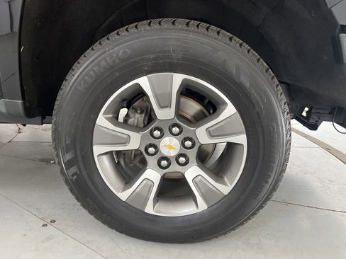 Used 2018 Chevrolet Colorado Z71 AWD/4WD image 15