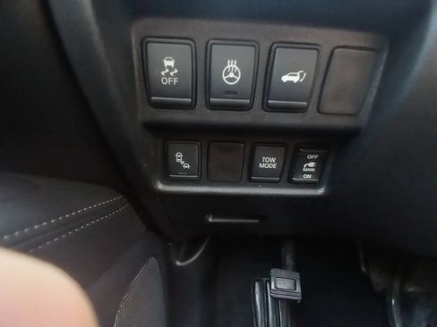 Used 2020 Nissan Pathfinder SL FWD image 30