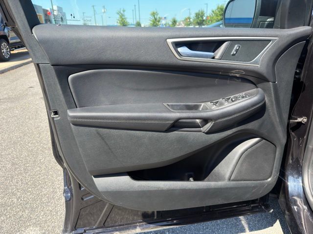 Used 2024 Ford Edge SEL AWD/4WD image 46
