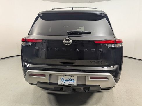 Used 2024 Nissan Pathfinder Platinum AWD/4WD image 7