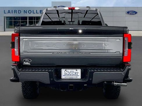 New 2026 Ford F250 Platinum AWD/4WD image 4