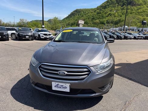 Used 2013 Ford Taurus SEL AWD/4WD image 2