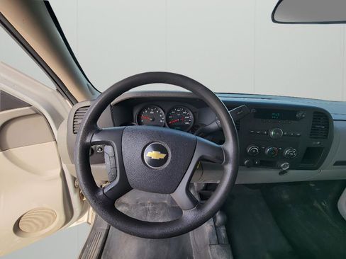 Used 2010 Chevrolet Silverado 1500 W/T image 10