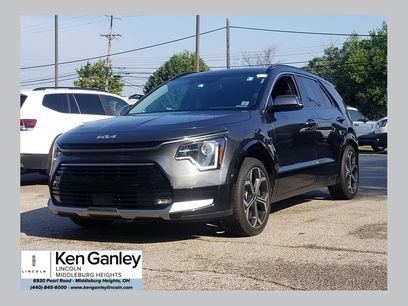 Used 2023 Kia Niro EX Touring