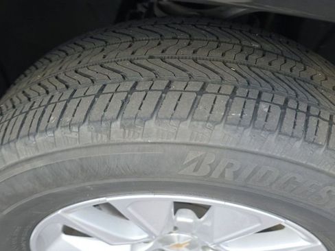 Used 2022 Chevrolet Silverado 1500 Custom image 12