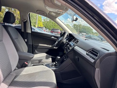 Used 2019 Volkswagen Tiguan S FWD image 13