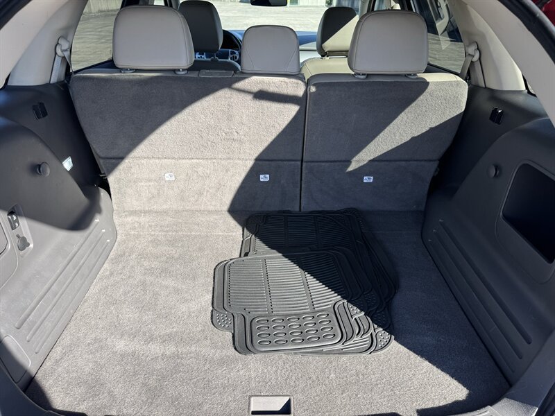 Used 2013 Ford Edge SEL AWD/4WD image 17