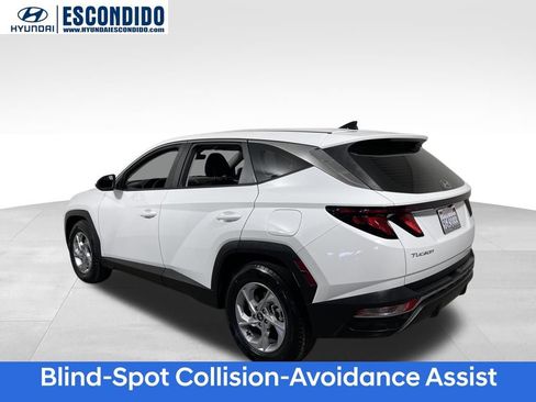 Certified 2023 Hyundai Tucson SE FWD image 3