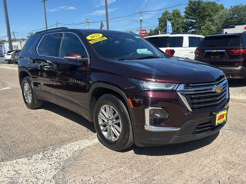 Used 2023 Chevrolet Traverse LT AWD/4WD image 4