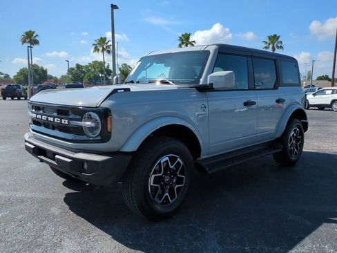 New 2026 Ford Bronco Outer Banks AWD/4WD image 9