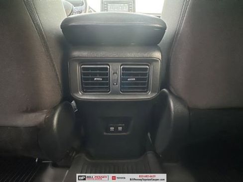 Used 2020 Toyota RAV4 XLE w/ Convenience Package image 14