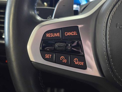 Used 2024 BMW X7 M60i w/ Climate Comfort Package AWD/4WD image 24