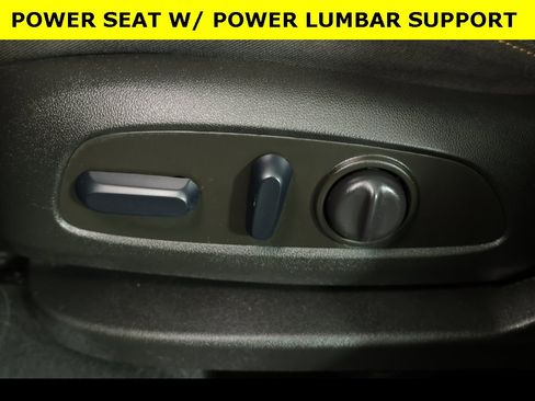 Used 2023 Chevrolet Equinox LT image 7