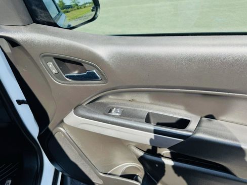 Used 2019 Chevrolet Colorado ZR2 w/ ZR2 Dusk Special Edition image 38