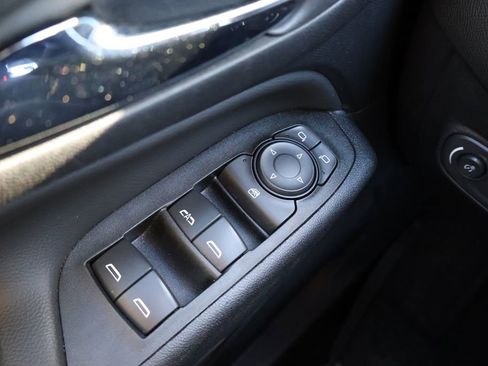 Certified 2022 Chevrolet Equinox LT image 36