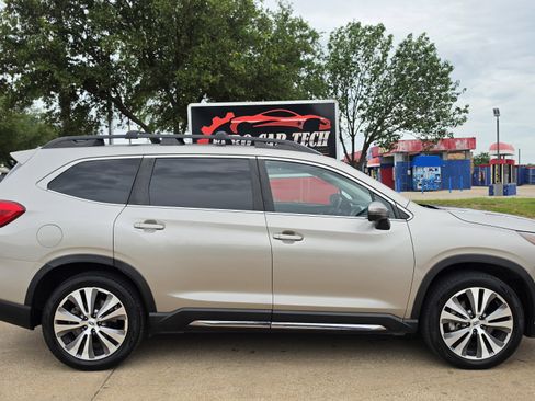Used 2020 Subaru Ascent Limited w/ Popular Package #3 AWD/4WD image 7