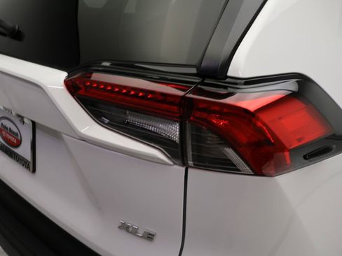 Certified 2025 Toyota RAV4 XLE FWD image 9