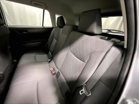 Certified 2024 Toyota Corolla Cross LE image 15