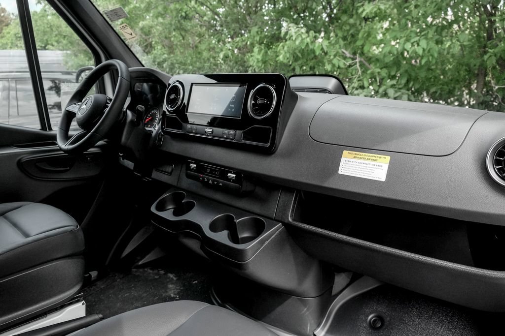 New 2026 Mercedes-Benz Sprinter 2500 image 19
