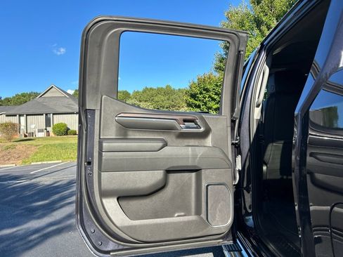 Used 2023 GMC Sierra 1500 SLT w/ SLT Premium Plus Package RWD image 34