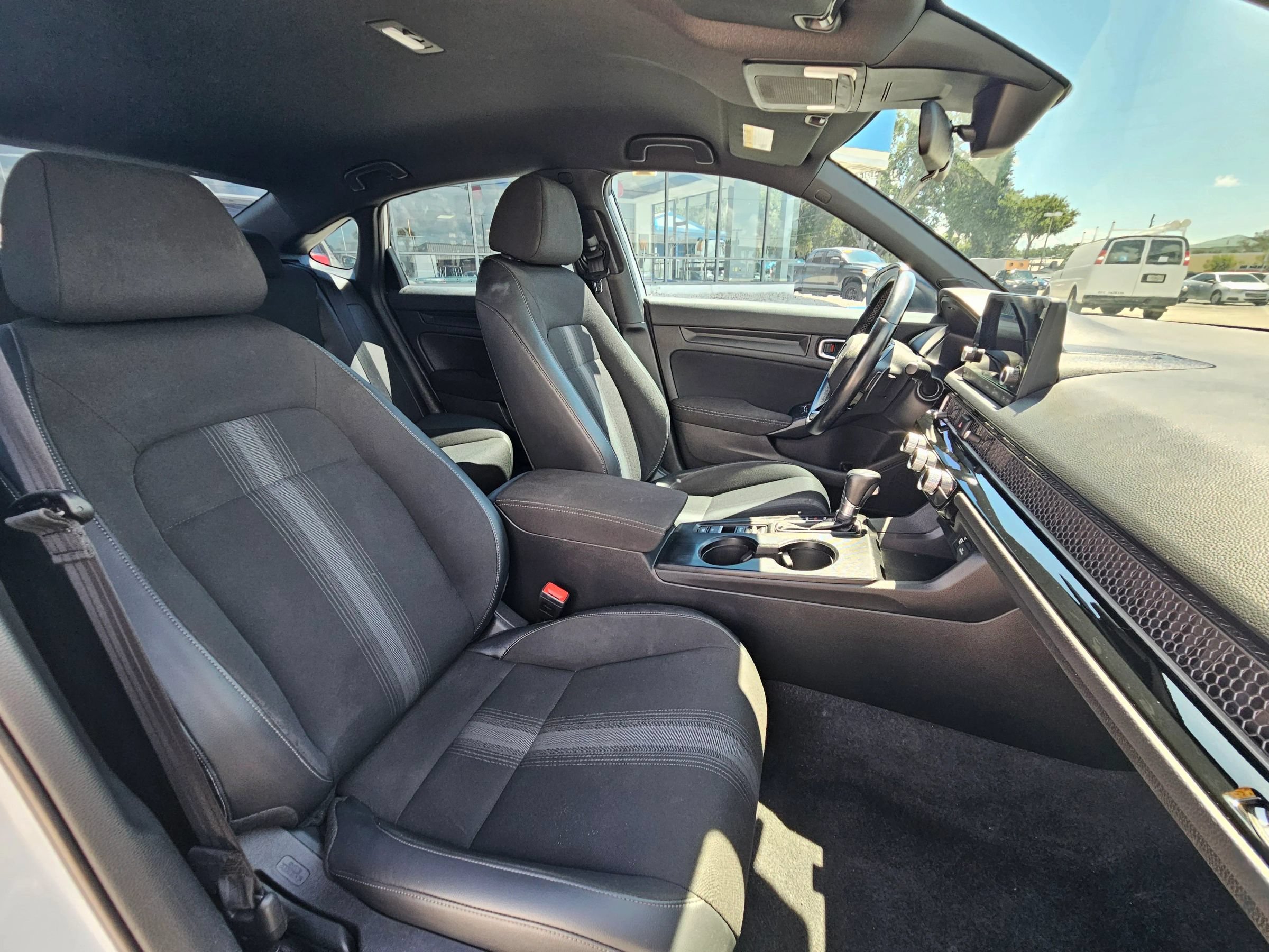 Used 2022 Honda Civic Sport image 10