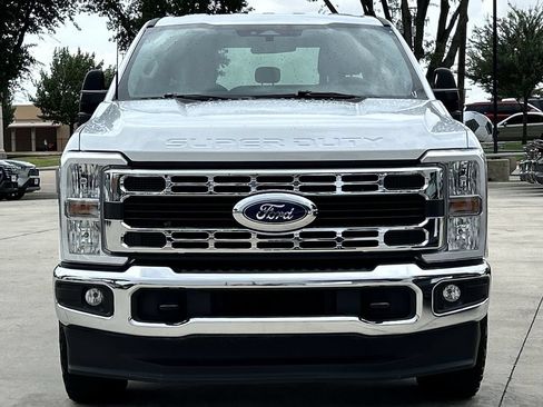 Used 2025 Ford F250 XLT AWD/4WD image 7