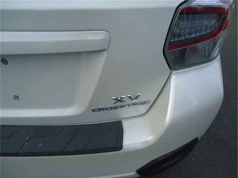 Used 2014 Subaru Crosstrek Touring w/ Popular Package #2 AWD/4WD image 8