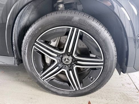 Used 2024 Mercedes-Benz GLC 300 image 4