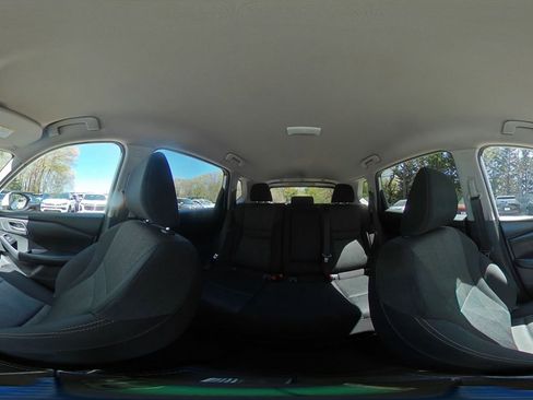 Used 2025 Nissan Rogue SV FWD image 44