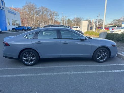 Used 2023 Honda Accord EX-L image 10