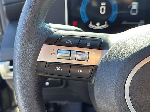 Used 2025 Hyundai Santa Cruz SE image 22
