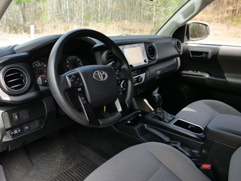 Used 2023 Toyota Tacoma SR AWD/4WD image 2