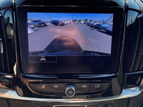 Used 2023 Chevrolet Traverse LT AWD/4WD image 13