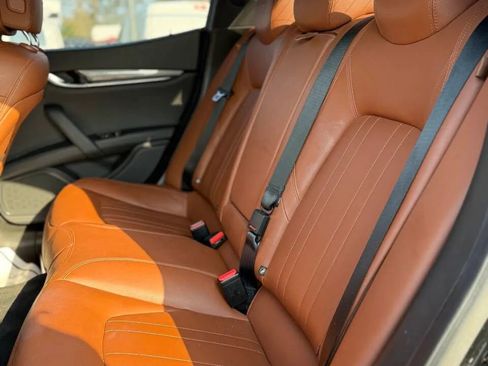 Used 2019 Maserati Ghibli GranSport Sedan 4D image 10