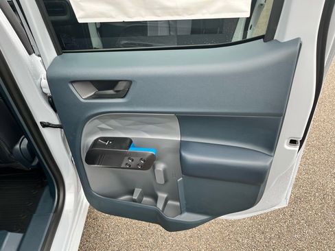New 2026 Ford Maverick Lobo AWD/4WD image 9