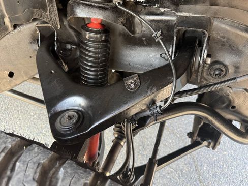 Used 2007 Chevrolet Silverado 2500 LT w/ Onstar Plus Package AWD/4WD image 30