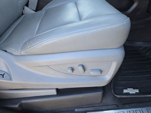 Used 2019 Chevrolet Tahoe LT image 31